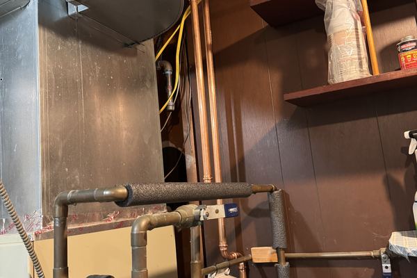 Copper pipe repair in Elgin IL area - licensed plumbers